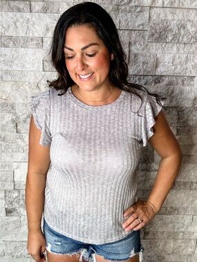 Haptics Women’s Light Gray Ribbed Flutter Sleeve Top
